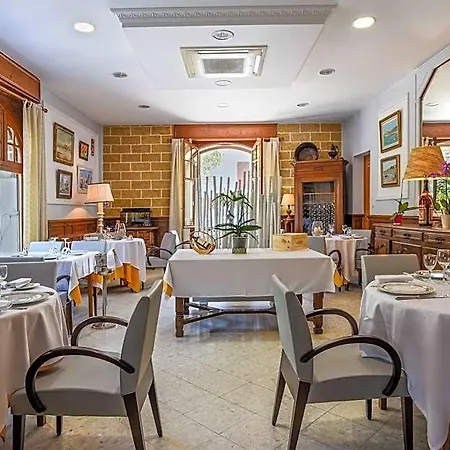 Logis Bergeret Sport Hotel 3*